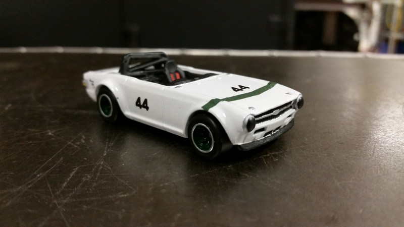 Illustration for article titled Group 44 Triumph TR6